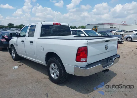 2021 Ram 1500 Classic Tradesman z USA, uszkodzony, nr VIN 1C6RR6FT6MS524871